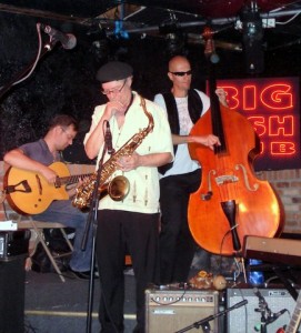 Jeff Lauffer playing at Big Fish Pub